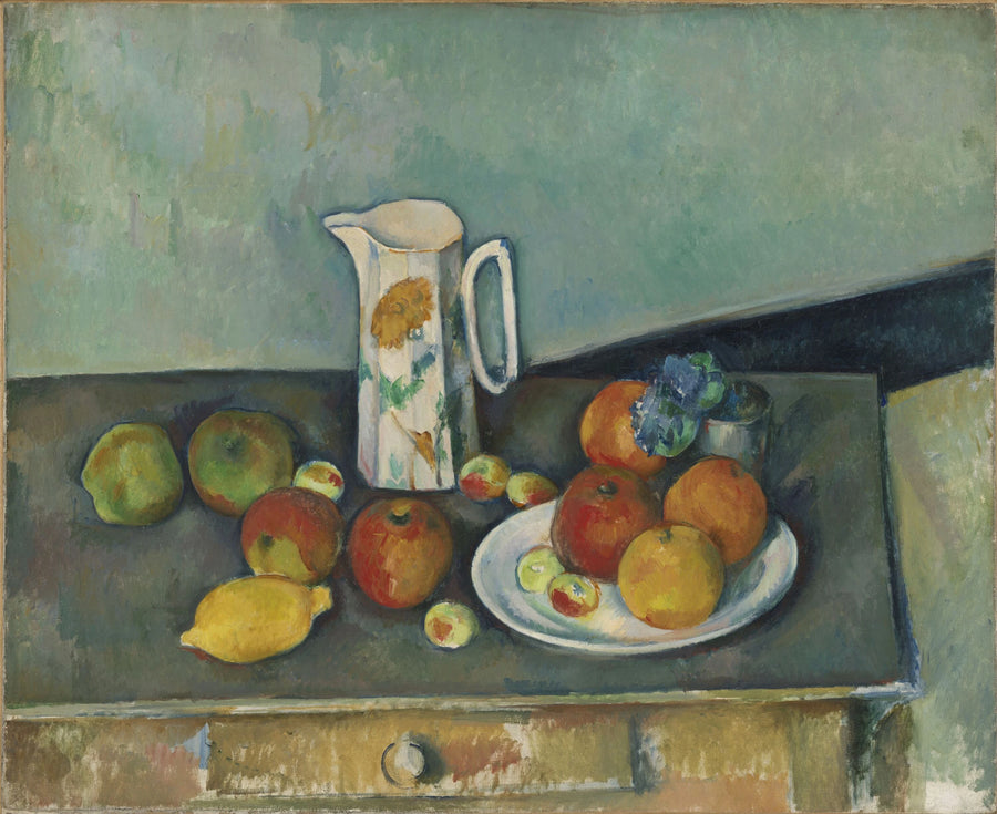 Stilleben, mælkekande og frugter på et bord - Paul Cézanne