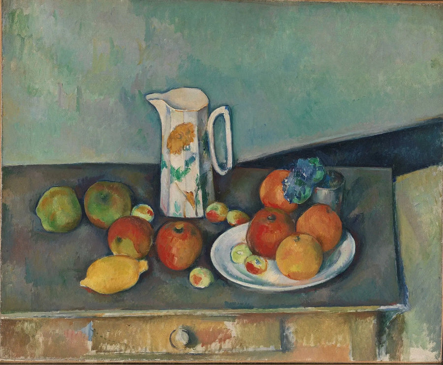 Stilleben, mælkekande og frugter på et bord - Paul Cézanne