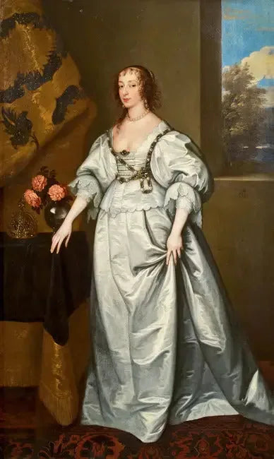 Portræt af dronning Henriette Marie stående i fuld figur i en hvid satinskjorte - Antoine van Dyck